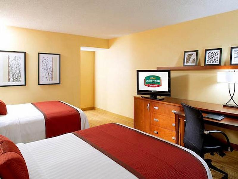 Courtyard Waterbury Downtown Hotel Exterior foto